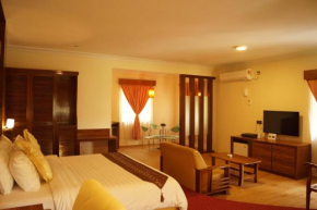 Отель Rompin Beach Resorts  Kuala Rompin